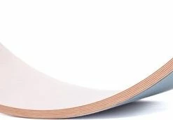 Wobbel Original Muis (grijs) - Linnen / Whitewash Houten Balance Board Van 90 Cm Met Grijs Wolvilt -Duurzamer-speelgoed Winkel 550x171