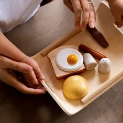 Plantoys Plan Toys Breakfast Menu - Houten Keuken Speelgoed - Speelgoed Houten Keukentje -Duurzamer-speelgoed Winkel 550x309 72