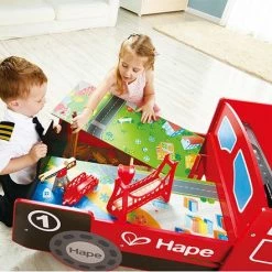 Hape Toys Ride-on Engine Table -Duurzamer-speelgoed Winkel 550x441 2