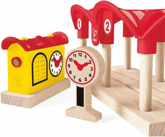 Hape Treinstation Met Licht En Geluid E3702 4 Hape Treinstation Met Licht En Geluid E3702 - Afbeelding 4