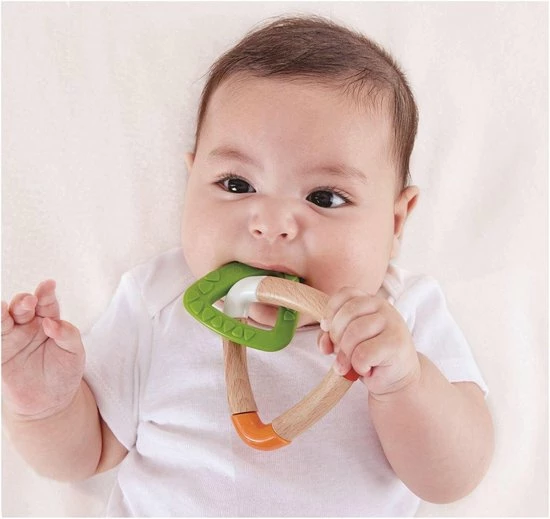 Hape Bijtdriehoek Met Handvat 10 Cm 2 Hape Bijtdriehoek Met Handvat 10 Cm - Afbeelding 2