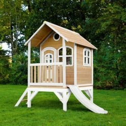 AXI Tom Speelhuis In Bruin/Wit - Met Verdieping En Witte Glijbaan - Speelhuisje Voor De Tuin / Buiten - FSC Hout - Speeltoestel Voor Kinderen -Duurzamer-speelgoed Winkel 550x550 261