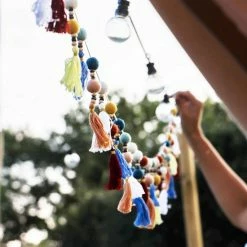 Return To Sender Slinger Met Kwastjes -Duurzamer-speelgoed Winkel 550x550 350