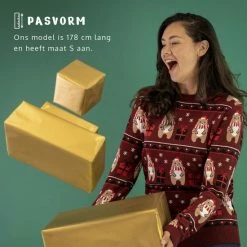 JAP Christmas JAP Foute Kersttrui - Beer Met Geschenk - Kerstcadeau Volwassenen - Dames En Heren - Kerst - 3XL - Donker Rood -Duurzamer-speelgoed Winkel 550x550 444