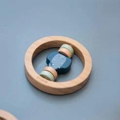 Trixie - Houten Ronde Rammelaar -Duurzamer-speelgoed Winkel 550x550 466