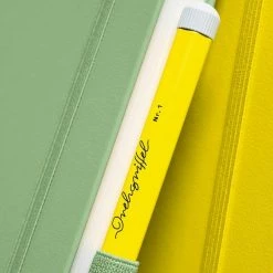 Leuchtturm1917 Drehgriffel Red -Duurzamer-speelgoed Winkel 550x565 19