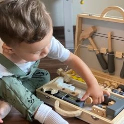 Small Foot Company Small Foot - Compact Workbench "Miniwob" 21 Small Foot Company Small Foot - Compact Workbench "Miniwob" -Duurzamer-speelgoed Winkel 550x732 2