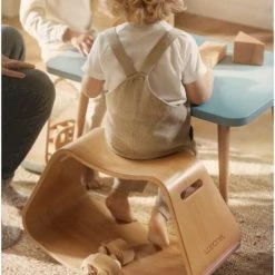 Wobbel Up Baby Muis - Houten Balans Zitje Met Lichtgrijs Persvilt - Zithoogte 32.5 Cm 10 Wobbel Up Baby Muis - Houten Balans Zitje Met Lichtgrijs Persvilt - Zithoogte 32.5 Cm -Duurzamer-speelgoed Winkel 550x816 3